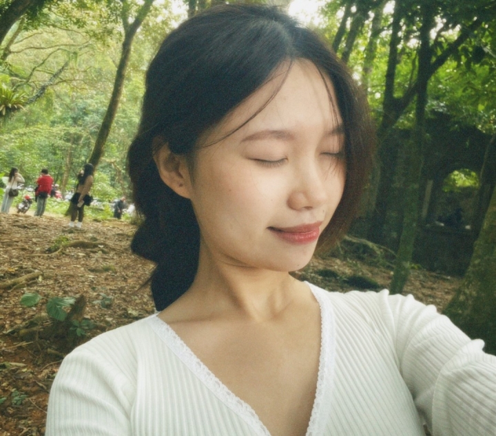 Chân dung sinh viên khát vọng theo đuổi Thương mại điện tử